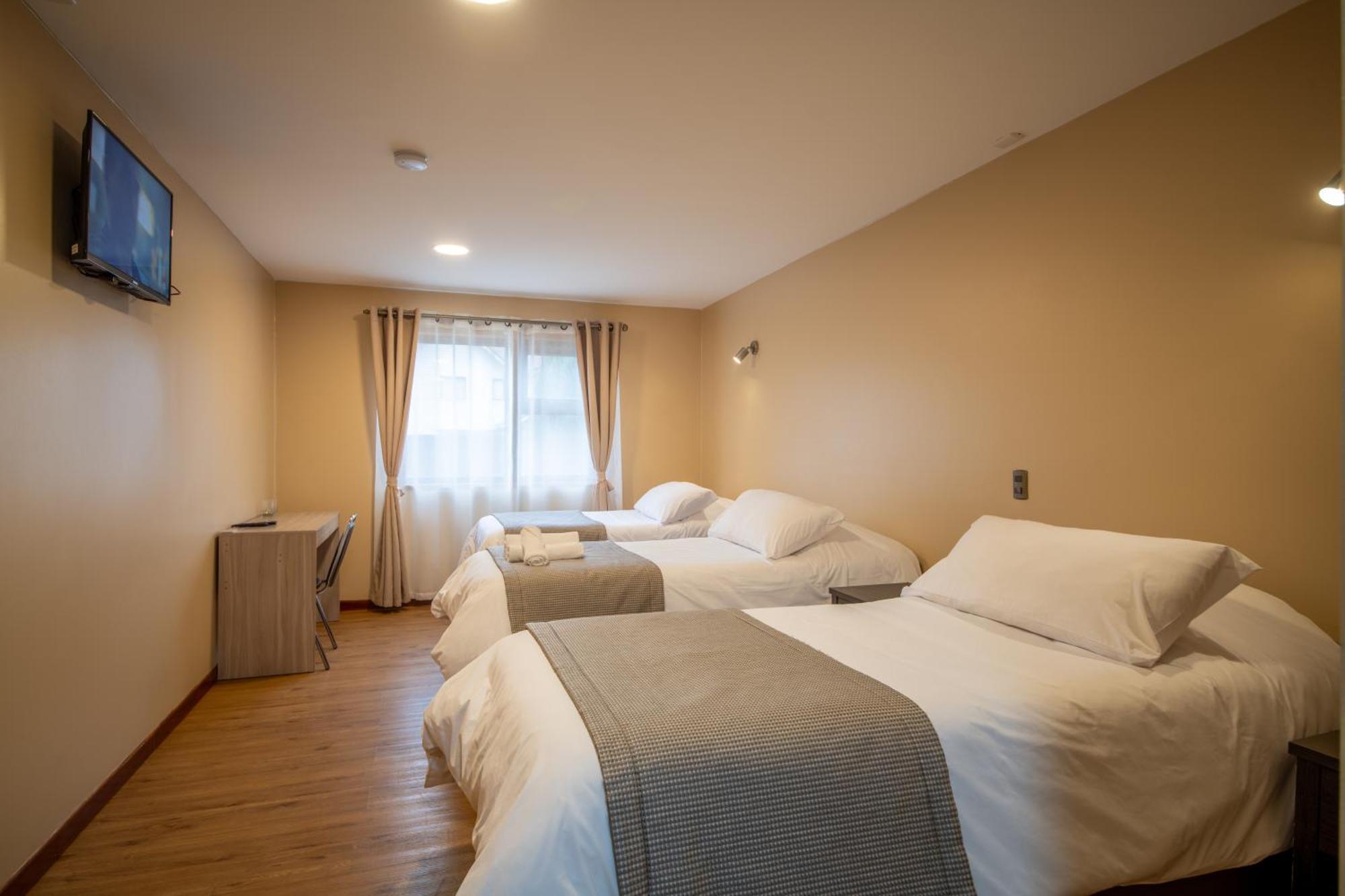 Gran Hotel Aysen Puerto Aisen Bagian luar foto