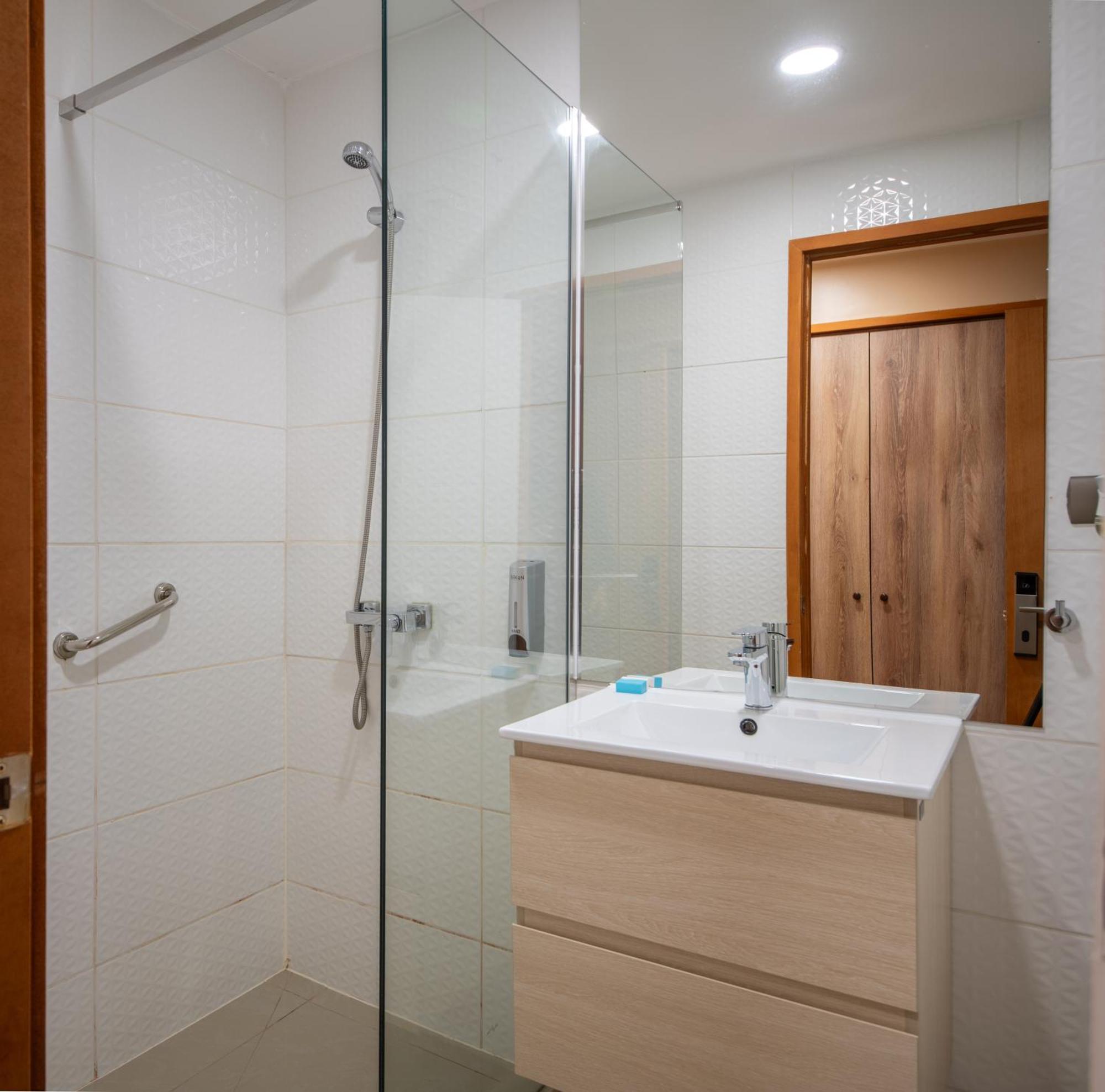 Gran Hotel Aysen Puerto Aisen Bagian luar foto