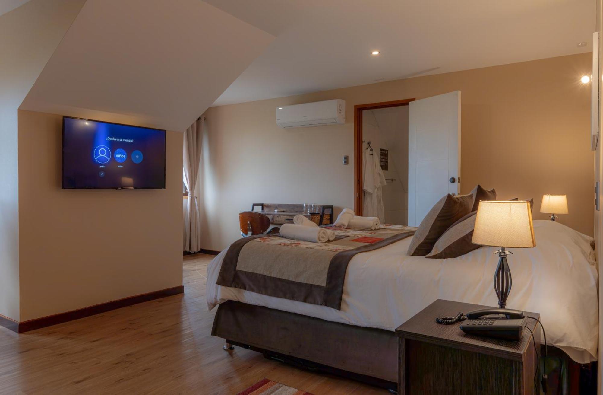 Gran Hotel Aysen Puerto Aisen Bagian luar foto